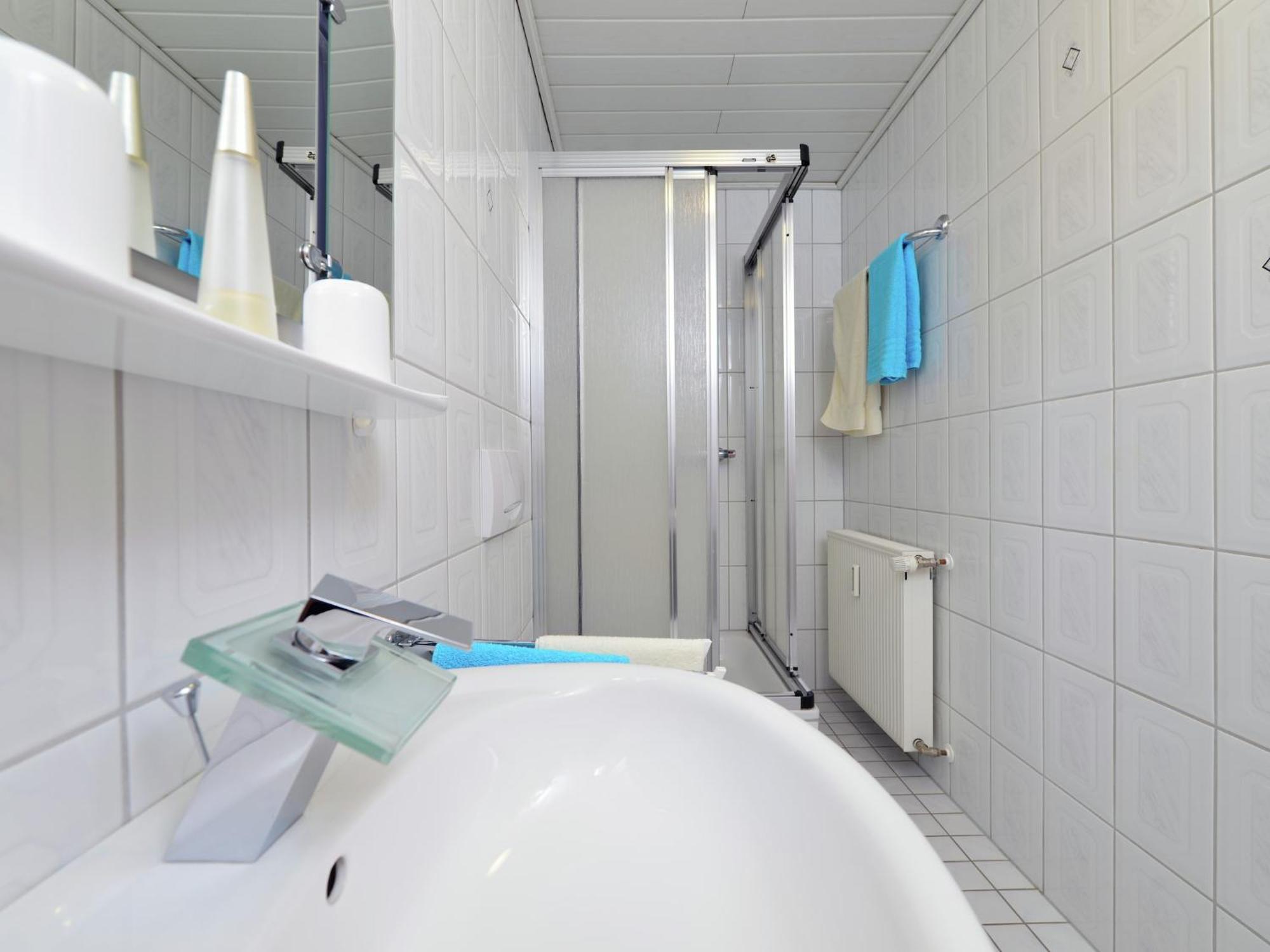 Quaint Apartment In Eimelrod Near Lake And Water Sports Вилинген Екстериор снимка