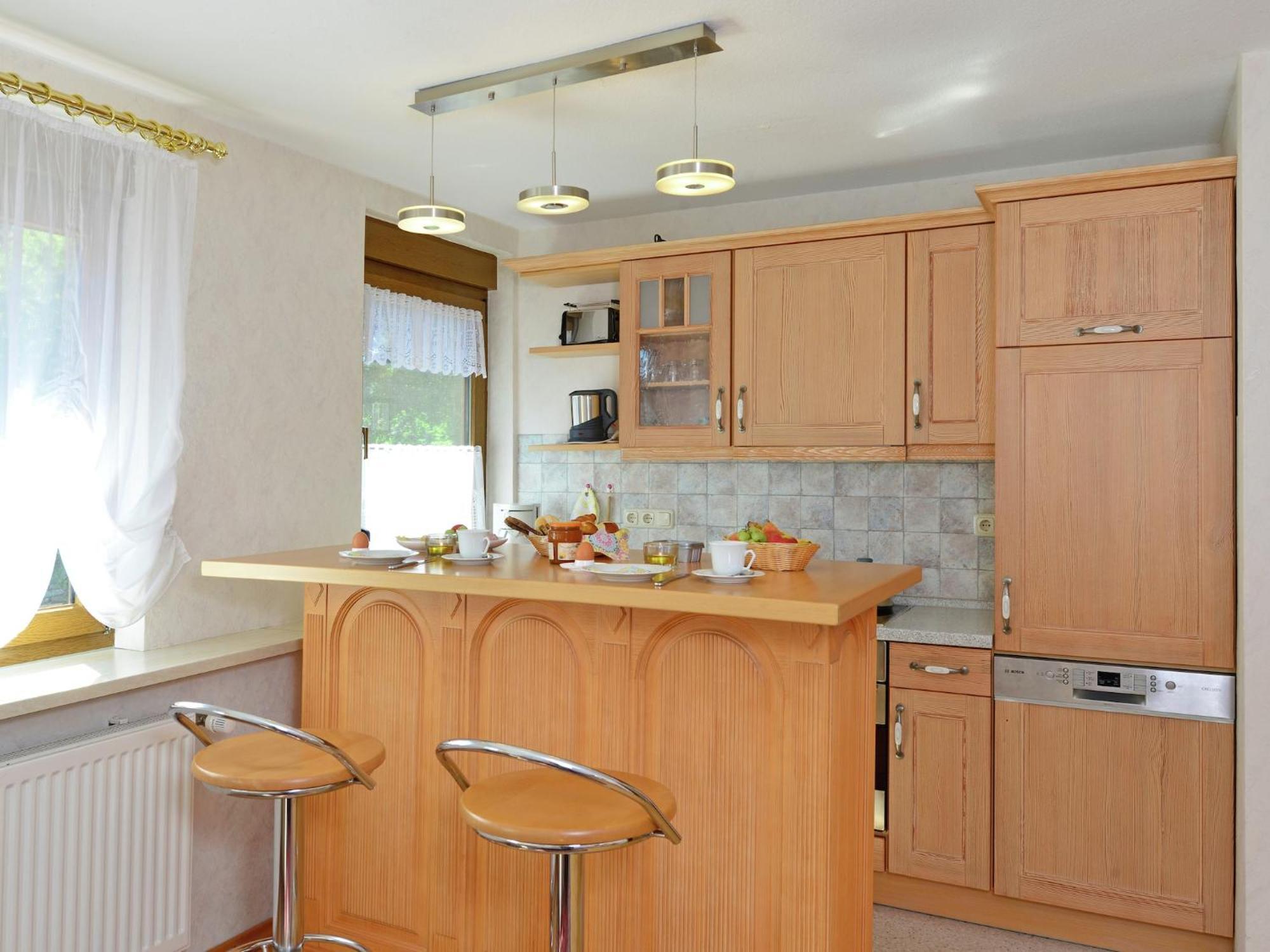 Quaint Apartment In Eimelrod Near Lake And Water Sports Вилинген Екстериор снимка