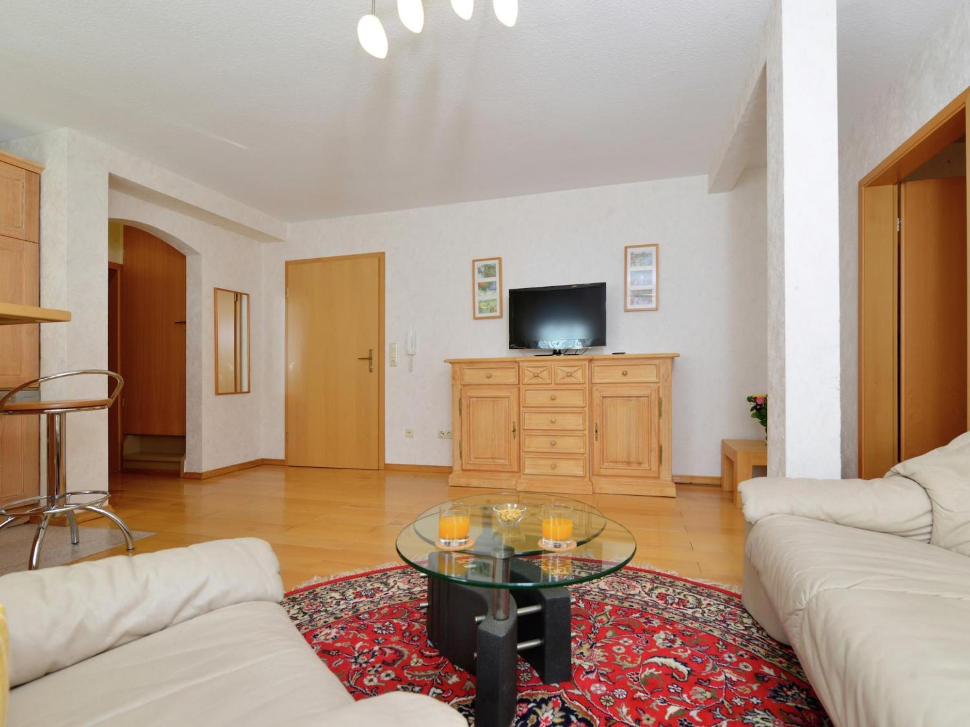 Quaint Apartment In Eimelrod Near Lake And Water Sports Вилинген Екстериор снимка